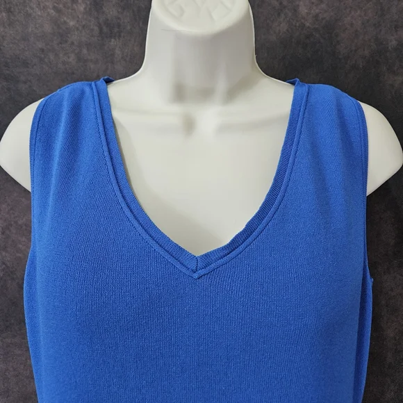 Chico's Blue Sleeveless Sweater - Picture 3 of 8
